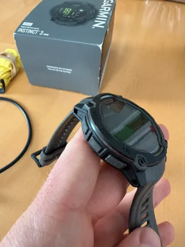Used Garmin Instinct 3 AMOLED 50mm bike — image 5 of 6