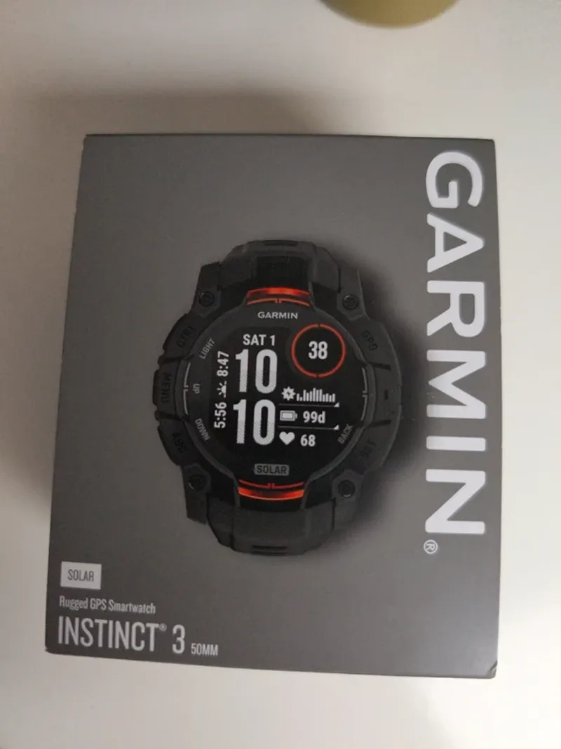 Käytetty Garmin Instinct 3 Solar Electronics