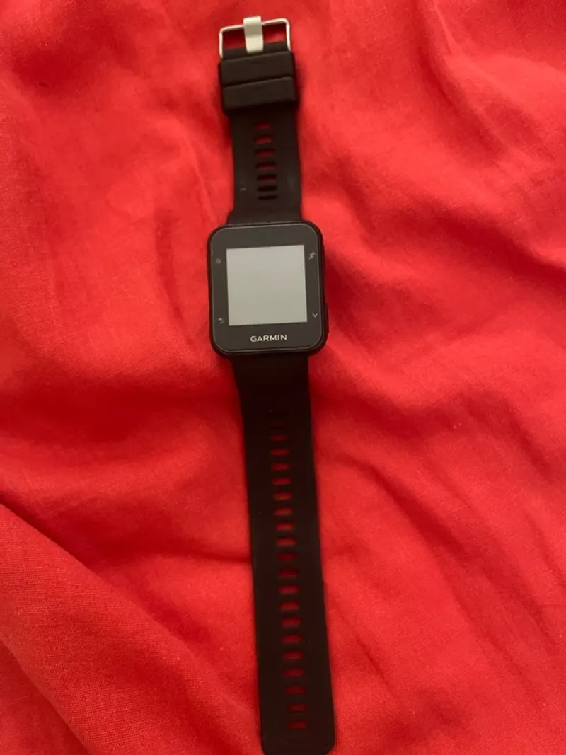 Used Garmin Forerunner 35 Electronics
