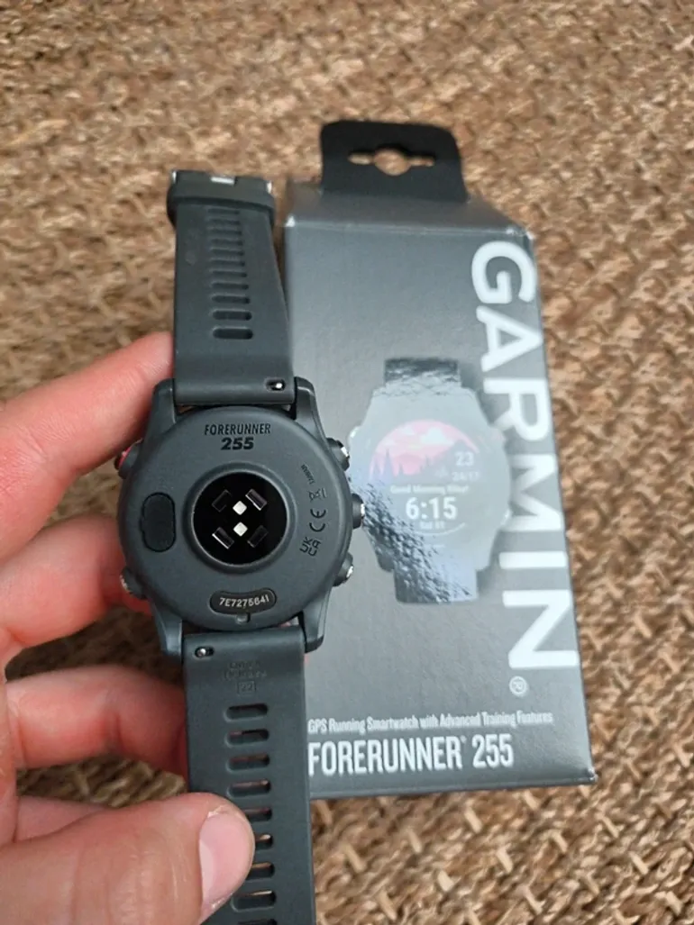 Used Garmin Forerunner 255 bike — image 3 of 4