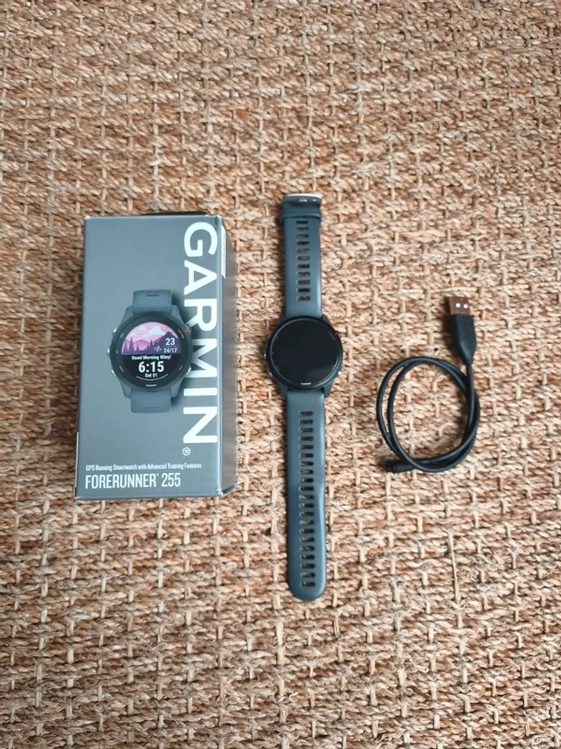 Used Garmin Forerunner 255 Electronics