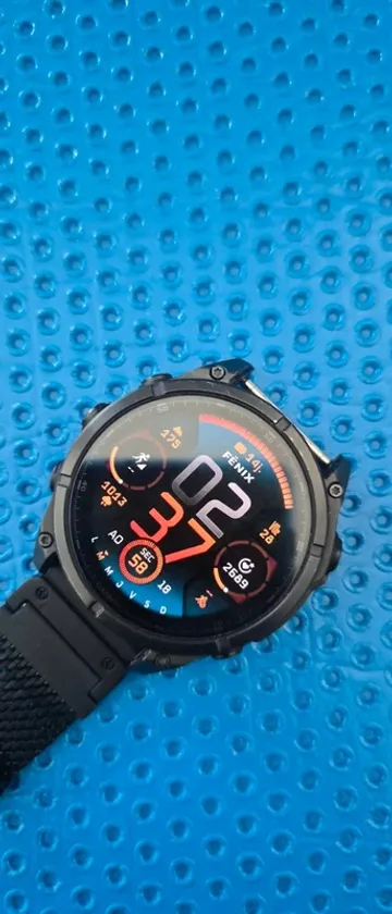 Used Garmin Fénix 8 Amoled Sapphire 47mm bike — image 4 of 11