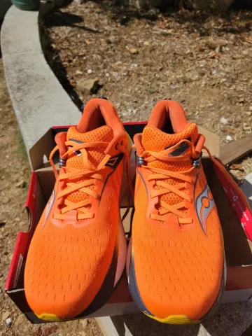 Saucony Triumph 22 bike usato — immagine 5 di 10