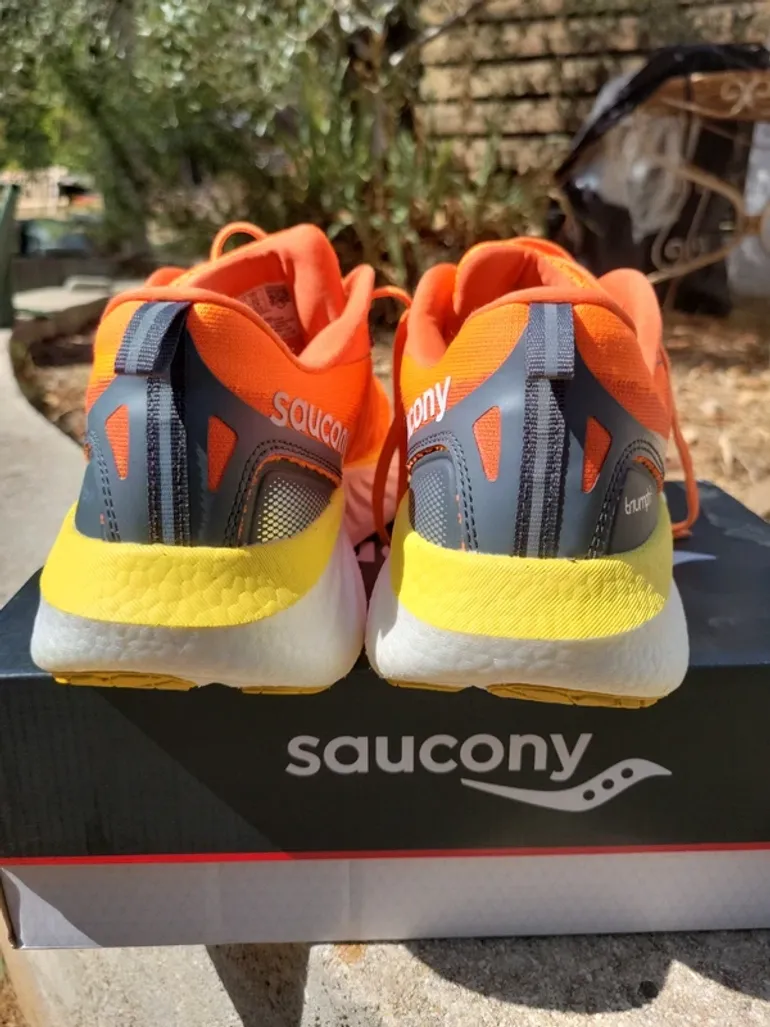 Saucony Triumph 22 bike usato — immagine 6 di 10