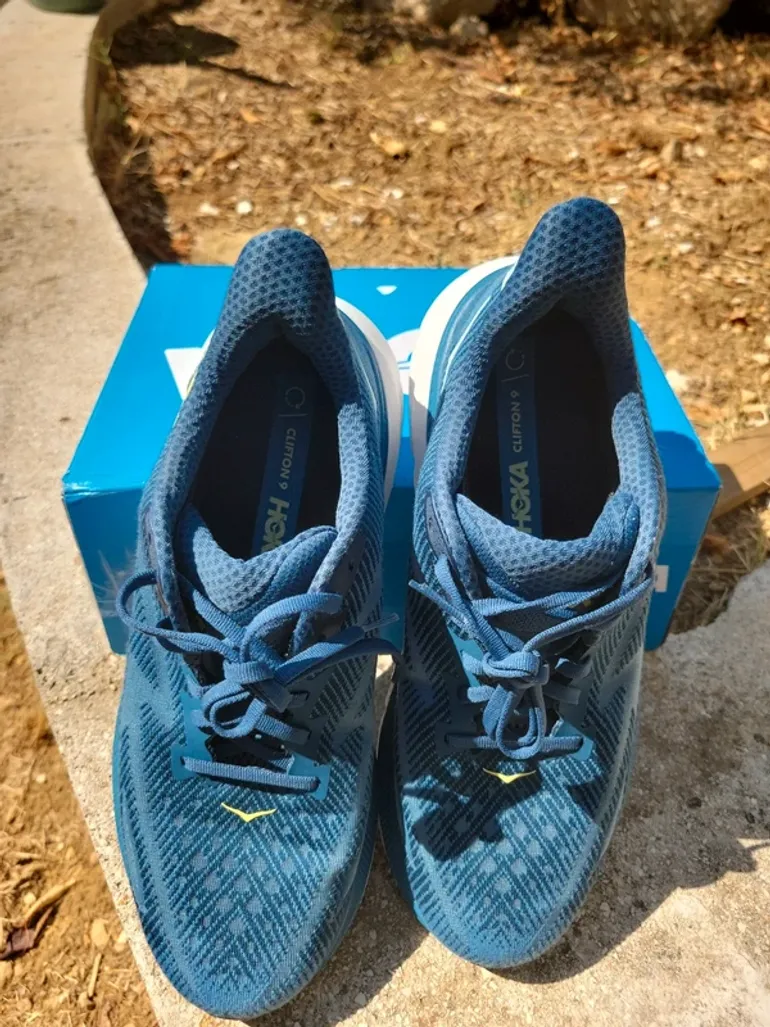 Used Hoka Clifton 9 bike — image 11 of 11