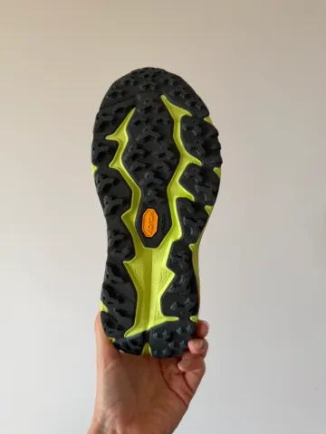 Used Hoka Speedgoat 6 Mid Gore-Tex bike — image 4 of 6