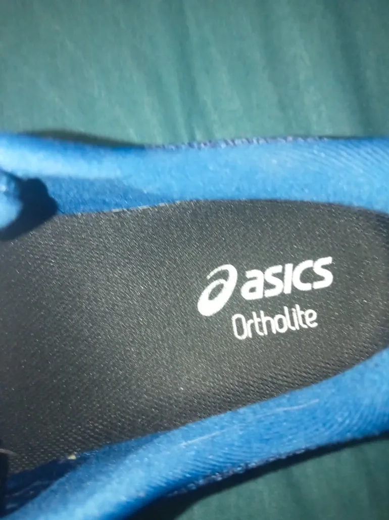 Used Asics Running Shoes bike — image 5 of 7