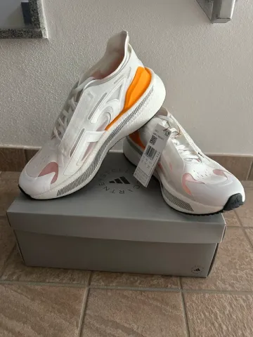 Used Adidas by Stella McCartney bike — image 1 of 10