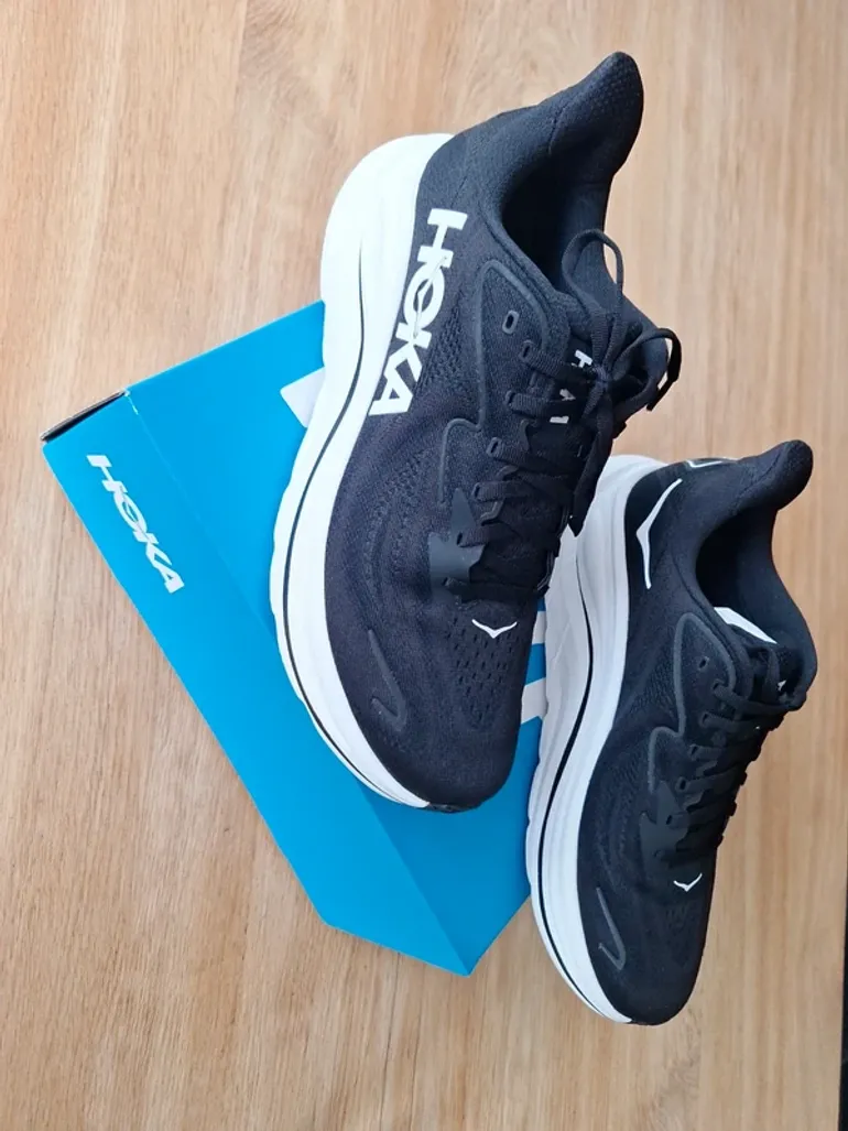 Used Hoka Clifton 10 bike — image 6 of 7