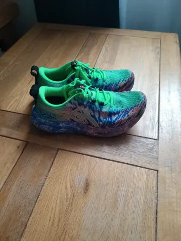 Used Asics Running Shoes bike — image 4 of 6