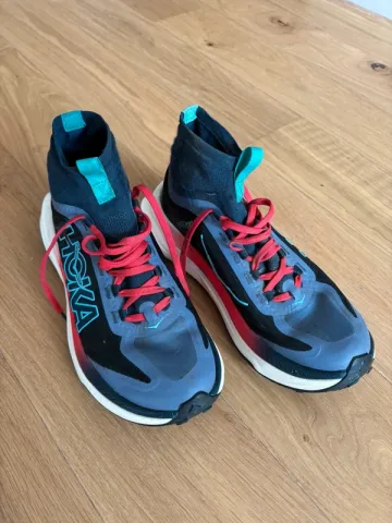 Used Hoka Tecton X3 bike — image 1 of 4