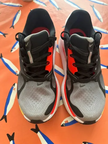 Used Nike ZoomX bike — image 1 of 7