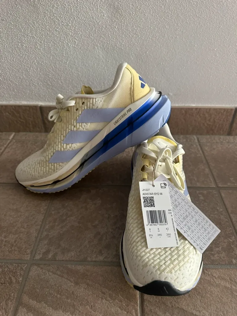Gebrauchtes Adidas Adistar BYD Running Shoes