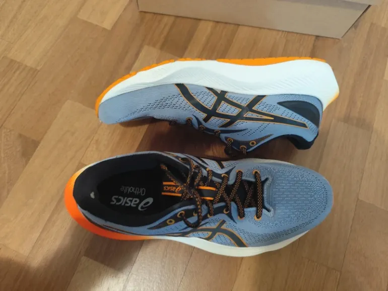 Used Asics Gel-Jadeite 2 bike — image 4 of 15