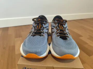 Used Asics Gel-Jadeite 2 bike — image 2 of 15