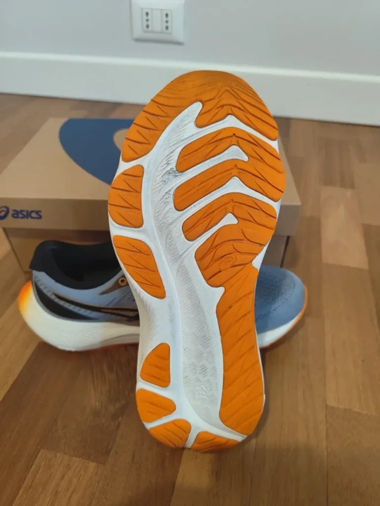 Used Asics Gel-Jadeite 2 bike — image 12 of 15