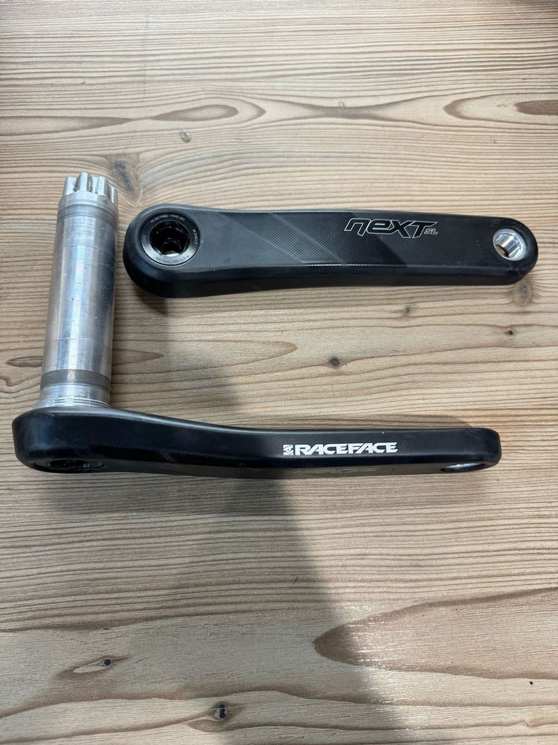 Race Face Crankset 2025 Drivetrain & Pedals d'occasion