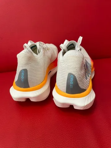 Used Hoka Cielo X1 bike — image 5 of 9