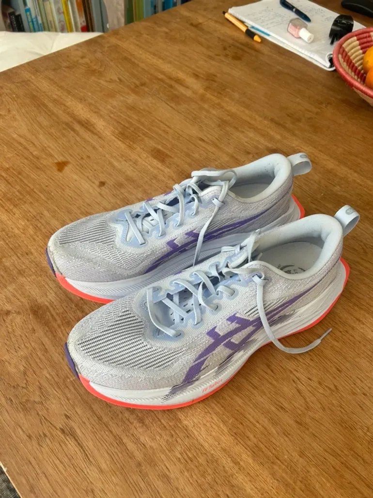Used Asics Superblast 2 bike — image 3 of 6