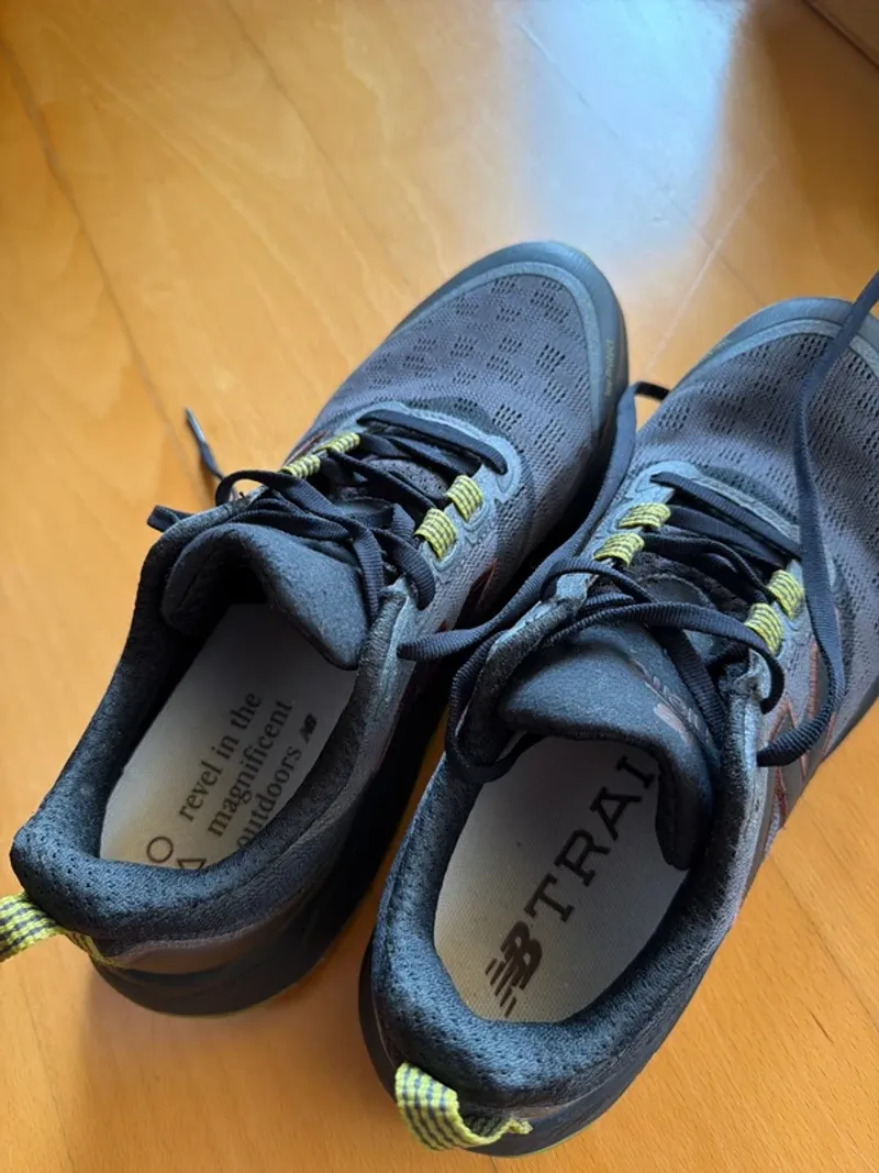 Used New Balance Hierro Running Shoes