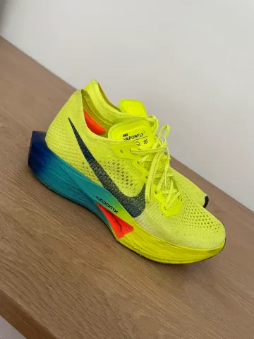 Used Nike ZoomX Vaporfly Next% 3 bike — image 1 of 8