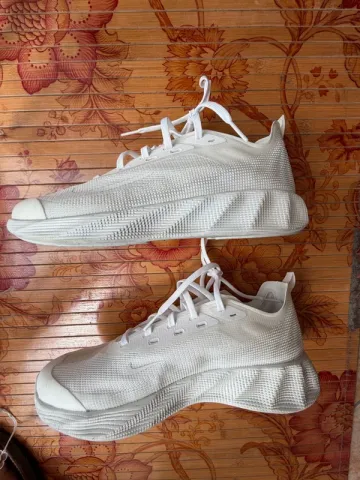Použité White Nike Ava x Breathe bike — obrázek 3 z 4