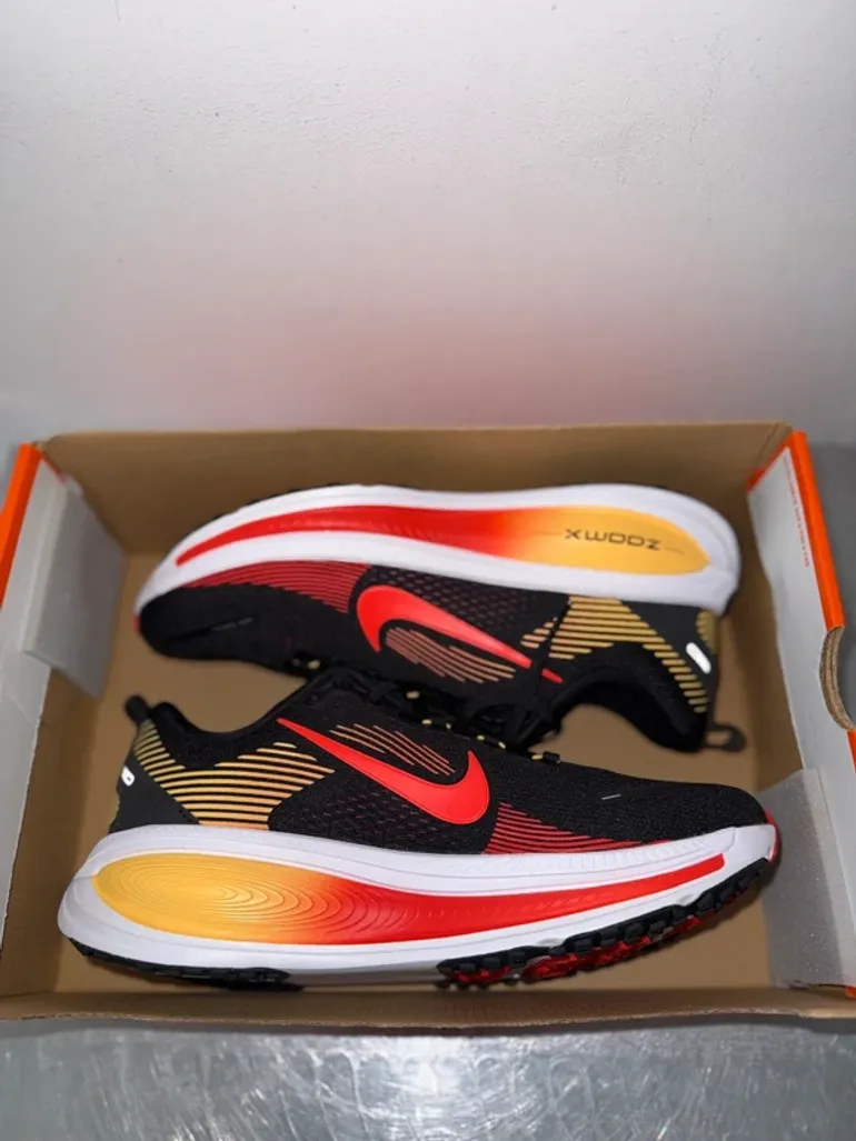 Nike Vomero 18 bike d'occasion — image 10 sur 11