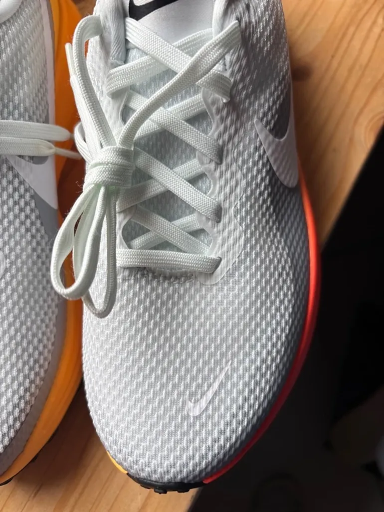 Used Nike Revolution 8 bike — image 3 of 5