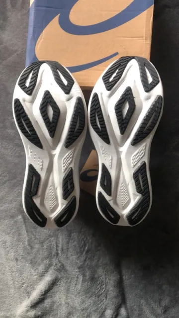 Used White Superblast 3 bike — image 7 of 7
