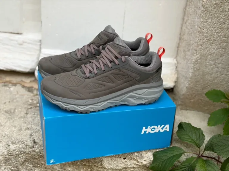 Used Hoka Challenger Low GORE-TEX bike — image 2 of 15