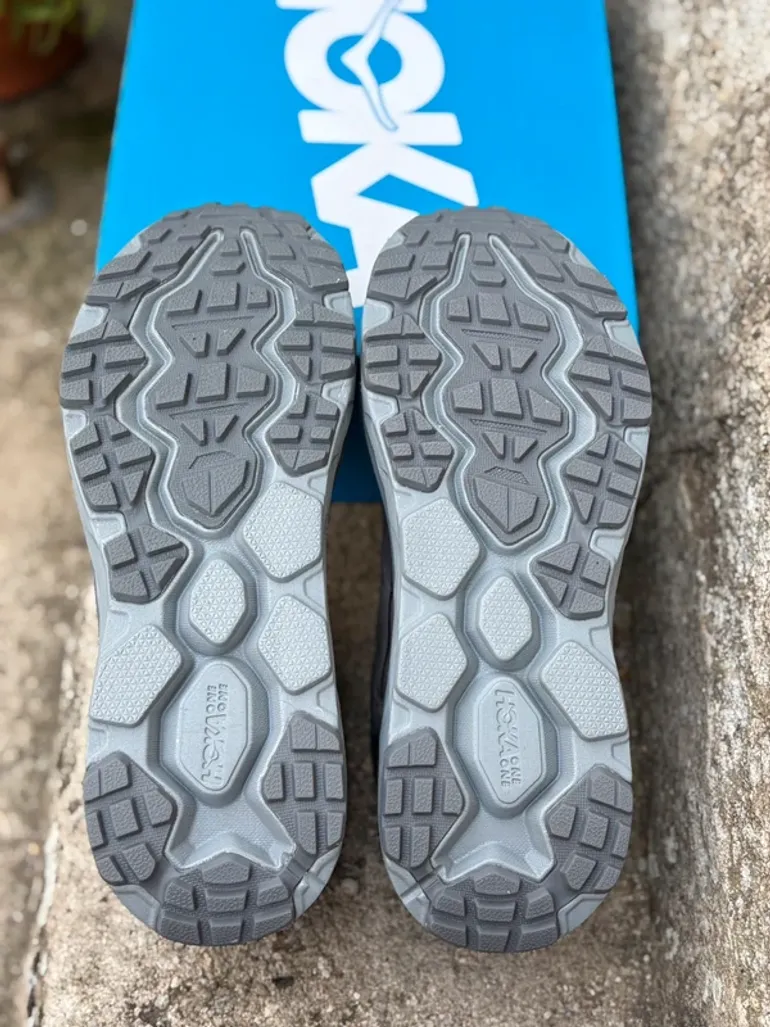 Used Hoka Challenger Low GORE-TEX bike — image 12 of 15