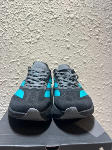 Used Adidas Adizero EVO SL4 bike — image 2 of 8