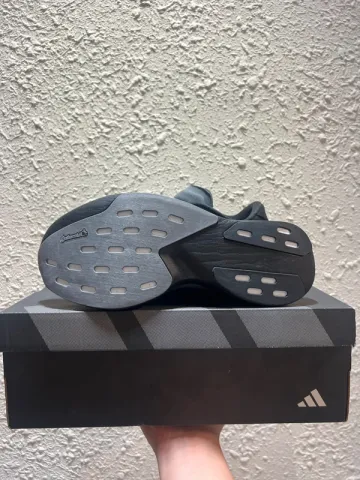 Used Adidas Adizero EVO SL4 bike — image 4 of 8