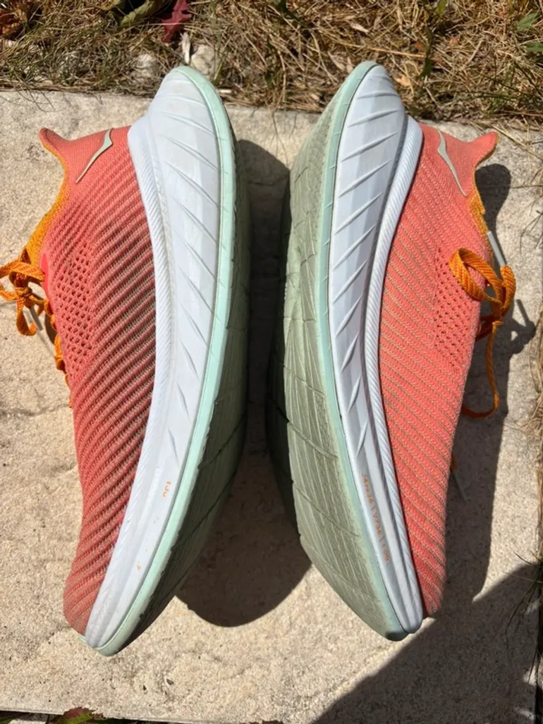 Hoka Carbon x3 bike d'occasion — image 3 sur 6