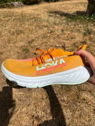 Hoka Carbon x3 bike d'occasion — image 1 sur 6