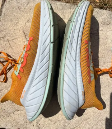 Hoka Carbon x3 bike d'occasion — image 4 sur 6