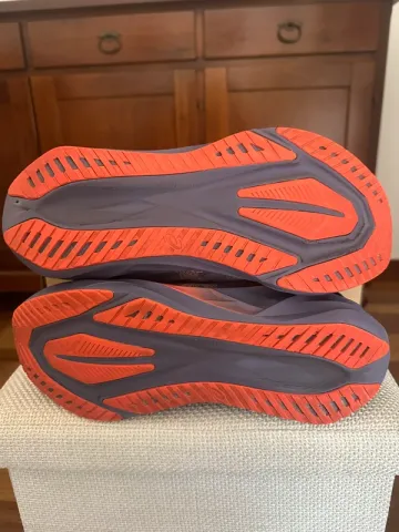 Used Scarpa Novablast 5 bike — image 3 of 4
