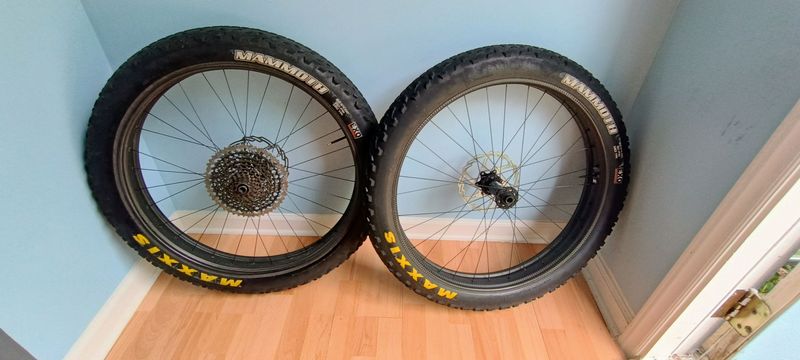 Used HED. Big Deal Carbon Wheelset Wheels
