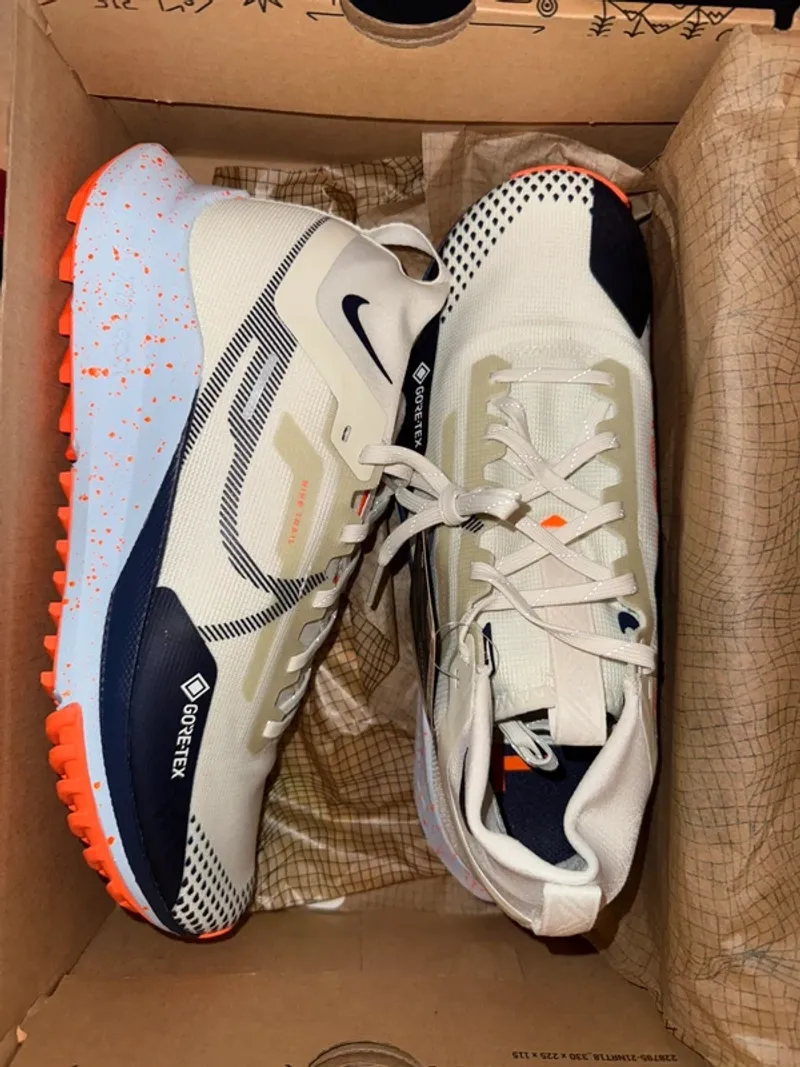 Tweedehands Pegasus React Trail 4 GTX V2 Running Shoes