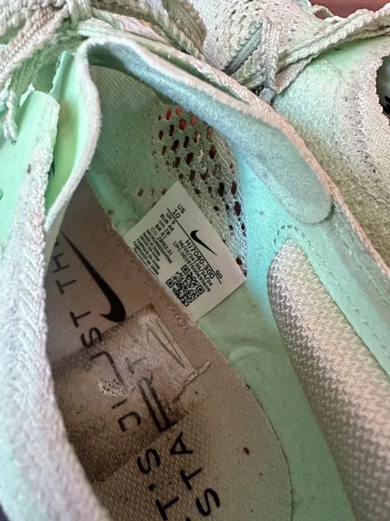 Used Nike ZoomX Vaporfly Next% 3 Eliud Kipchoge bike — image 6 of 8