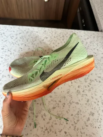Used Nike ZoomX Vaporfly Next% 3 Eliud Kipchoge bike — image 1 of 8