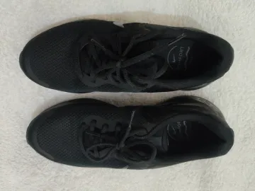 Used Nike Confort Running Shoes bike — image 1 of 8