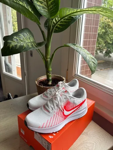 Used Nike Run Defy bike — image 1 of 7