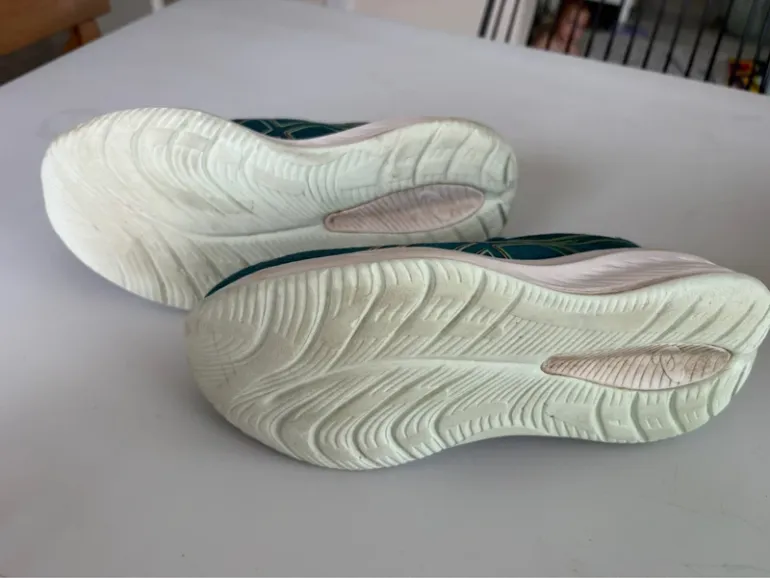 Used Asics Gel-Cumulus 26 bike — image 2 of 4