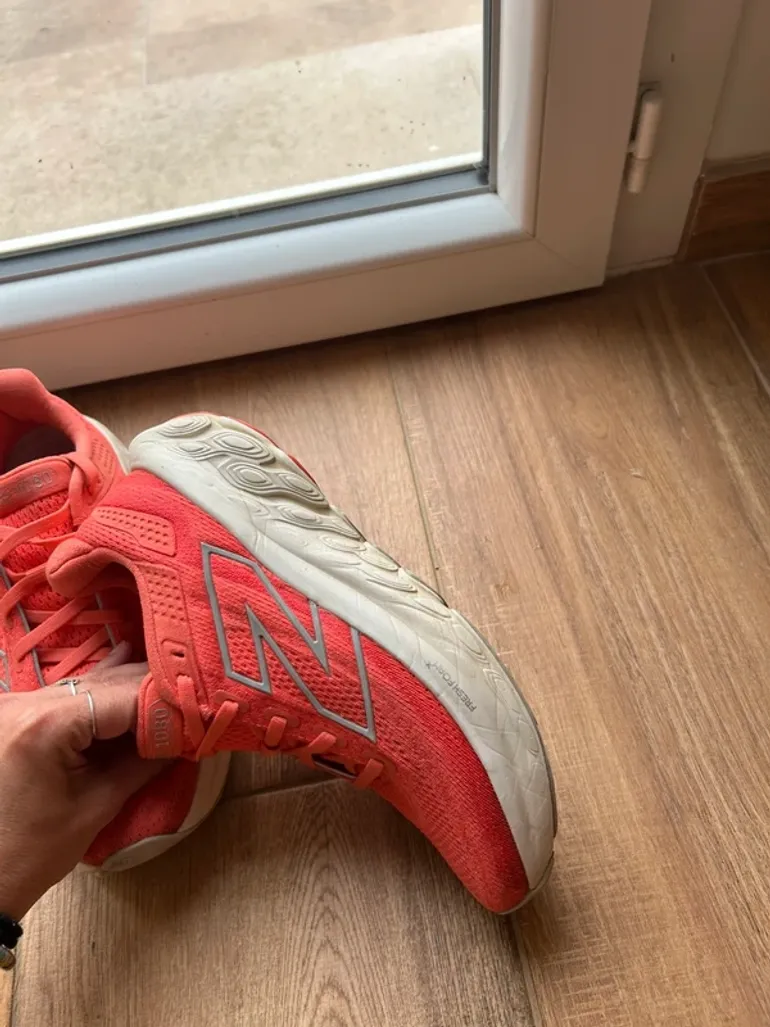Used New Balance 1080 V13 Fresh Foam bike — image 4 of 7