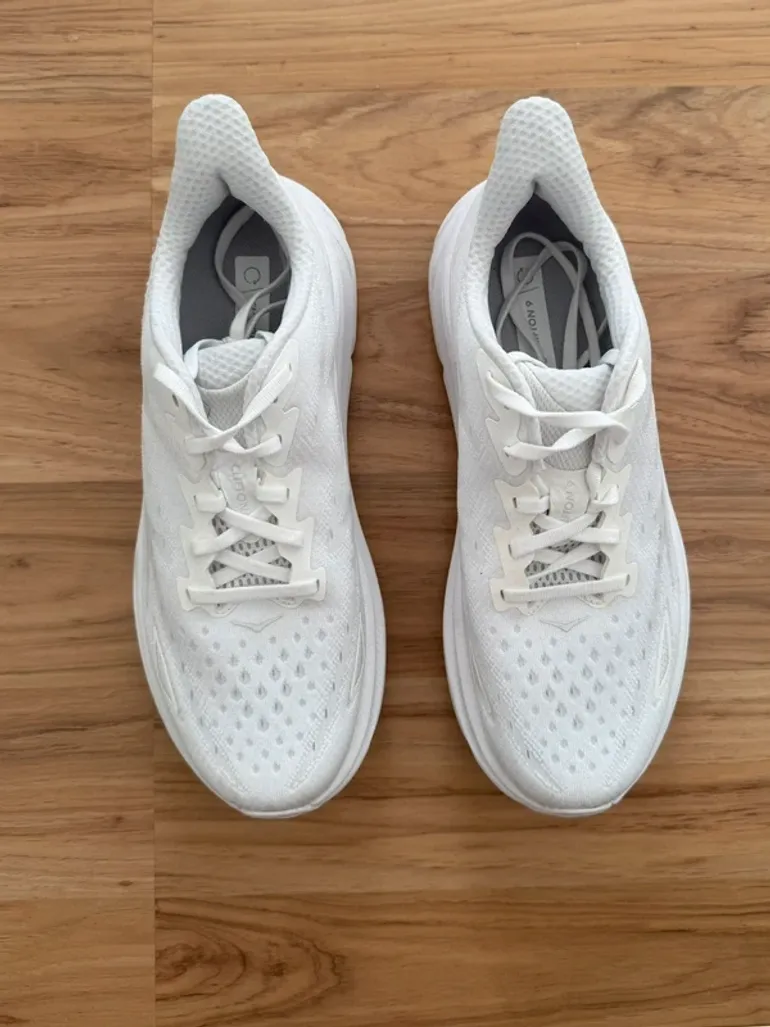 Used Hoka Clifton 9 bike — image 2 of 5