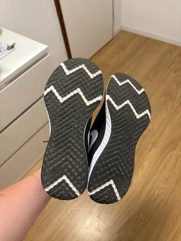 Nike Laufschuhe bike de segunda mano — imagen 3 de 3