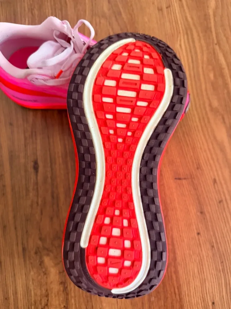 Tweedehands Nike Vomero Plus bike — afbeelding 3 van 5