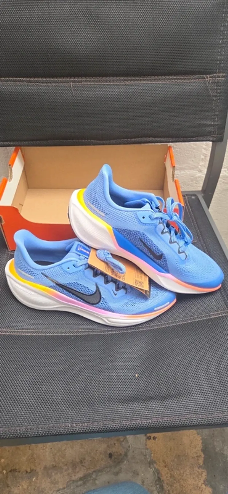 Orange Air Zoom Structure Running Shoes d'occasion