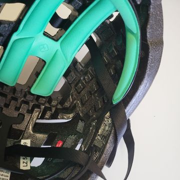 Lazer Tonic KinetiCore bike de segunda mano — imagen 7 de 8